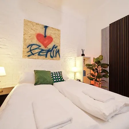 Apartment Staywell - Industrielles Loft Naehe Alexanderplatz Berlin